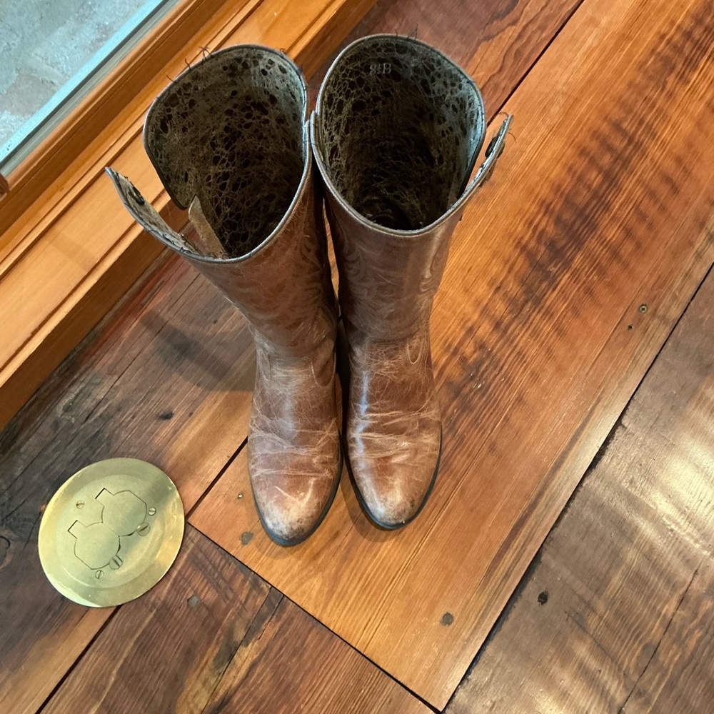Ariat Leather Cowboy Boots